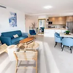 דירה 4 Pieces Luxe - Acces Piscine *