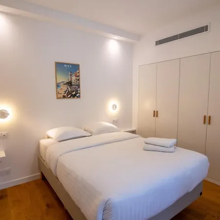 4 Pieces Luxe - Acces Piscine Cagnes-sur-Mer