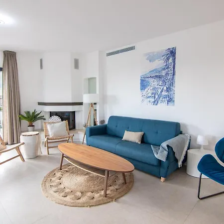 4 Pieces Luxe - Acces Piscine Apartment